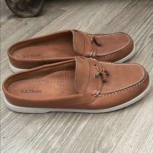 LL Bean leather loafers/9.5